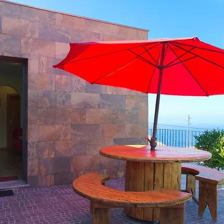 Panoramic House In Prázdninový dům Ponta do Sol (Madeira)